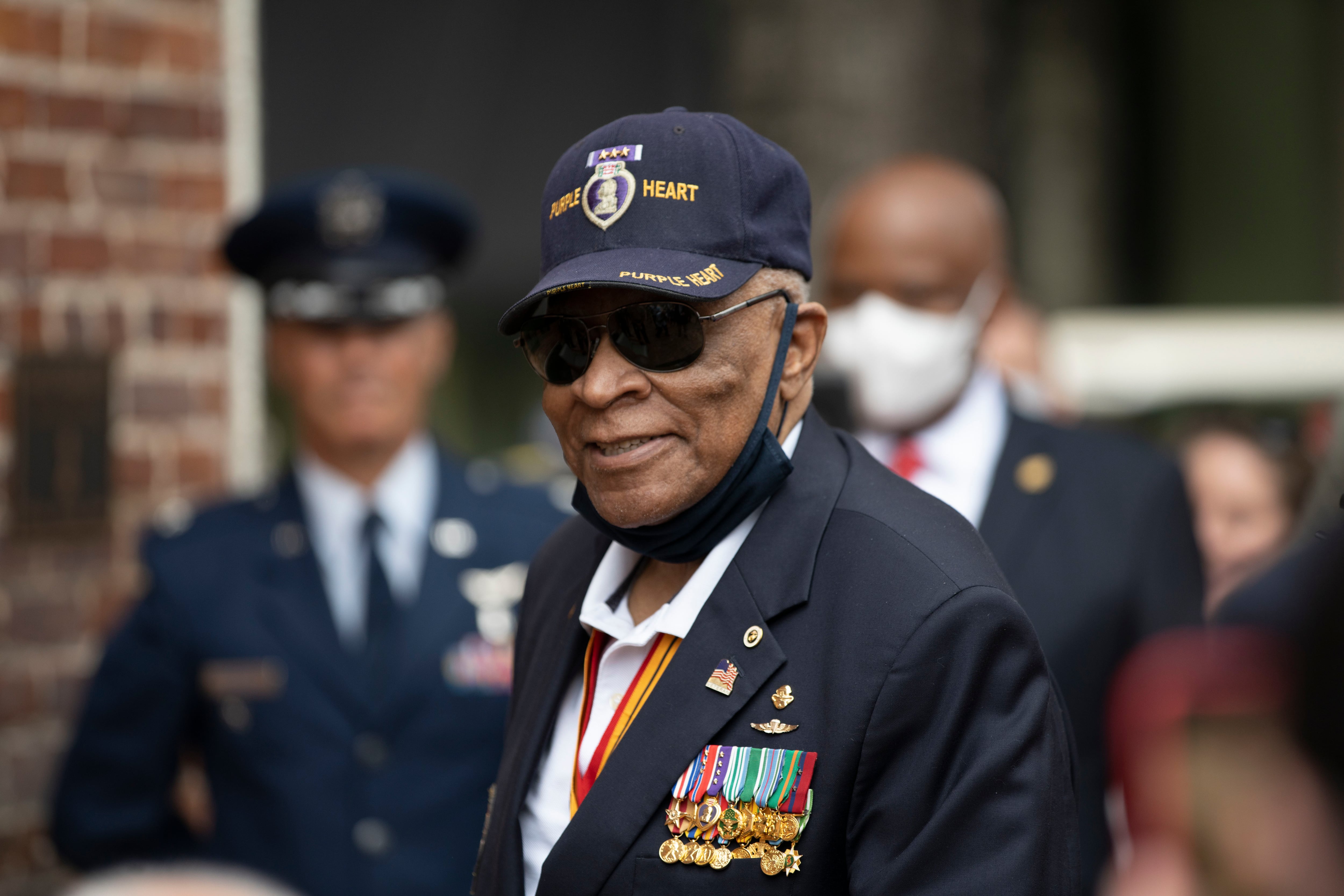 Black Force Recon Marine Battlefield Commission Vietnam War Hero Snubbed For The Medal Of Honor