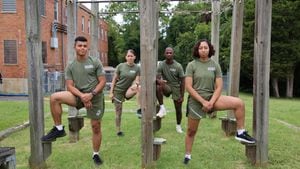 Usmc best sale pt jacket
