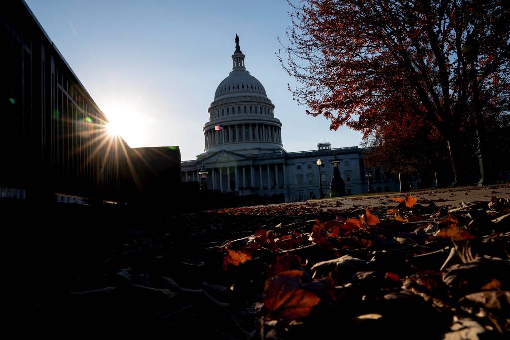 Lawmakers return to DC with new shutdown deadlines looming