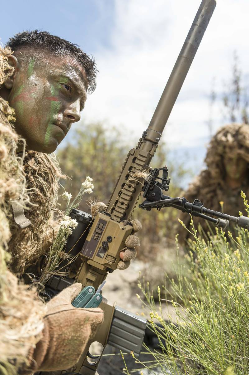 Marines select riflemounted laser rangefinder